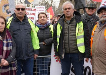 Adidas beş yıl için Liverpool’a servet ödeyecek