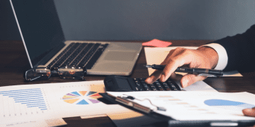 İngiltere’de vergi beyannamesi sınırı 3.000 £’a yükseliyor