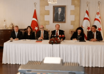 “Cenevre’ye, adanın geleceğini, iki devletin işbirliğini, haksız izolasyonların kaldırılmasını konuşmaya gidiyoruz”