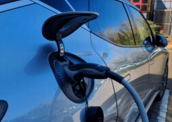 Backing British business: Prime Minister unveils plan to support carmakers