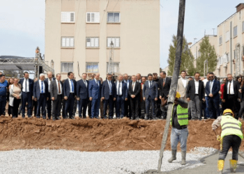 “Güzelyurt Yeni Sosyal Konutları projesinin başka projelere de örnek olmasını diliyorum”