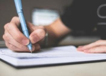 Crime news: annotating bank statements to support applications