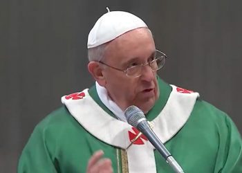 Arsenal’dan Liverpool’u sevindiren puan kaybı!