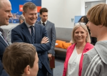 Neonatal care leave and pay right for thousands of new parents