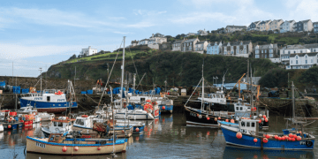 Liderler Balıkçılık hakları konusunda varılan anlaşmanın ardından, Birleşik Krallık-AB zirvesi için bir araya geldi