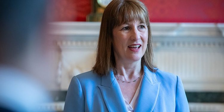 Leeds ve Rangers’ın istediği Mourinho, Türkiye’de kalacak mı?