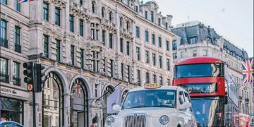 Birleşik Krallık, 2050 net sıfır emisyon hedefine ulaşabilir