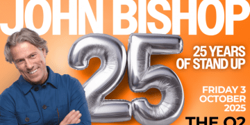 Sevilen komedyen John Bishop’tan, 25. yıl turnesi
