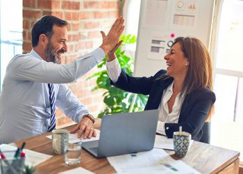 “Ofsayt: KKTC’de Sporun Anlatılmamış Hikayesi” fragmanı yayında