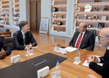 “Temaslarımızı ve çalışmamızı diplomatik seferberlik anlamında sürdürmeye devam ediyoruz”