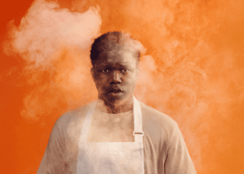 After Sunday: Bir hastane mutfağında umut, geçmiş ve kimlik arayışı