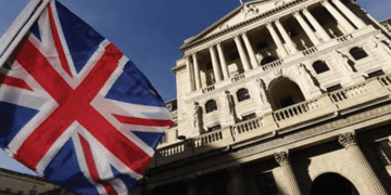 BoE, politika faizini yüzde 4’te sabit bıraktı