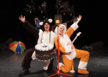 ‘Her Şeyi Bilen Kitap’ çocuk oyunu seyirci ile buluşuyor