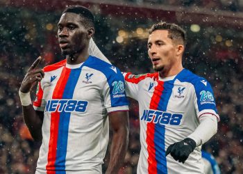 Liverpool’a bir darbeyi de Crystal Palace vurdu