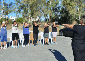 Lefke Belediyesi’nden 65 yaş üzeri için fizyoterapist eşliğinde spor programı