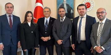 Liverpool’a bir darbeyi de Crystal Palace vurdu