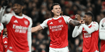 Arsenal’den ezeli rakibine ağır darbe: 4-1 ve zirvede tek başına