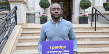 Islington’da erkekler kadınlara yönelik şiddete karşı harekete geçiyor