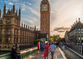 Premier Lig kulüpleri transfer harcamalarına sınır getirecek