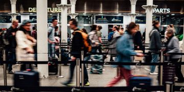 4 gollü maçta Karabağ ve Chelsea yenişemedi