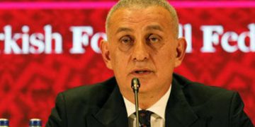 Kadıoğlu’ndan büyük başarı! Maça damga vurdu