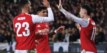 Arsenal, Şampiyonlar Ligi’nde 6/6 yaptı