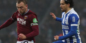 “İnanamıyorum, 90 dakika yedek kulübesinde oturuyorum”