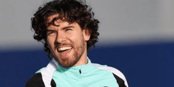 Ferdi Kadıoğlu’na Premier Lig’de büyük onur