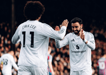 Manchester United geri döndü