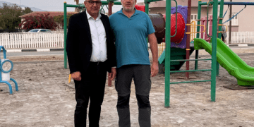 Mesarya Belediyesi, Aslanköy’de çevre düzenleme çalışmalarını sürdürüyor