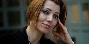 “İnanamıyorum, 90 dakika yedek kulübesinde oturuyorum”