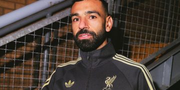 “İnanamıyorum, 90 dakika yedek kulübesinde oturuyorum”