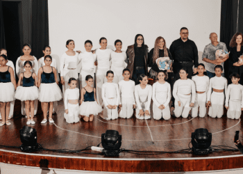 SAM’ın dans öğrencileri, dansın tarihsel gelişimini sahneledi