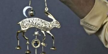 “İnanamıyorum, 90 dakika yedek kulübesinde oturuyorum”