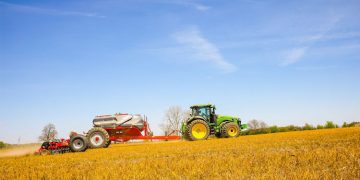 “İnanamıyorum, 90 dakika yedek kulübesinde oturuyorum”