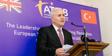 Manchester City evinde Brighton ile berabere kaldı