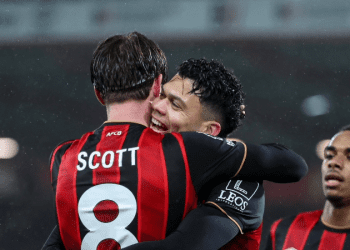 Bournemouth son dakikada Liverpool’u yıktı