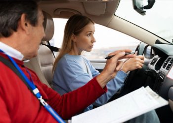 Manchester City evinde Brighton ile berabere kaldı