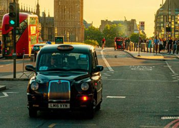 Guardiola’dan Arsenal’a şampiyonluk mesajı