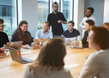 Manchester City evinde Brighton ile berabere kaldı