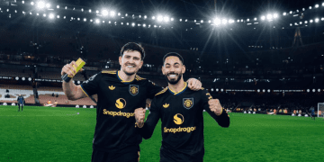 ManU Arsenal’i deplasmanda devirdi