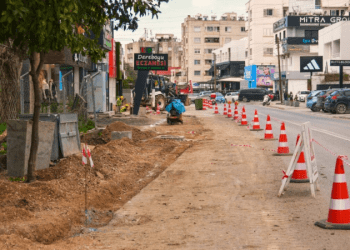 Mehmet Akif caddesi 2. etap kaldırım çalışmaları başladı