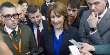 Guardiola’dan Arsenal’a şampiyonluk mesajı