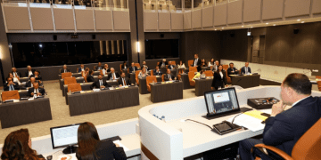 Genel Kurulda hekimlikte uzmanlık konusu tartışma yarattı