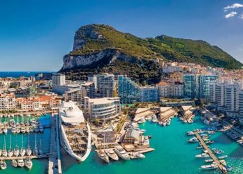 Guardiola’dan Arsenal’a şampiyonluk mesajı