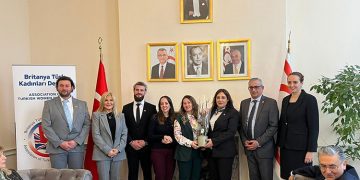 Britanya Türk Kadınları Derneği’nden Anlamlı Bağış