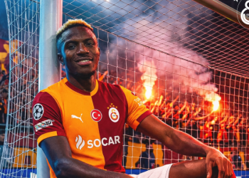 Galatasaray turu aldı, İtalya manşetleri Osimhen’i yazdı