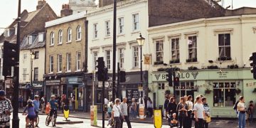 Transfere 13 milyar dolar harcandı