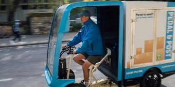 Transfere 13 milyar dolar harcandı