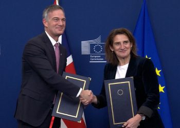 Londra derbisinde Arsenal güldü!